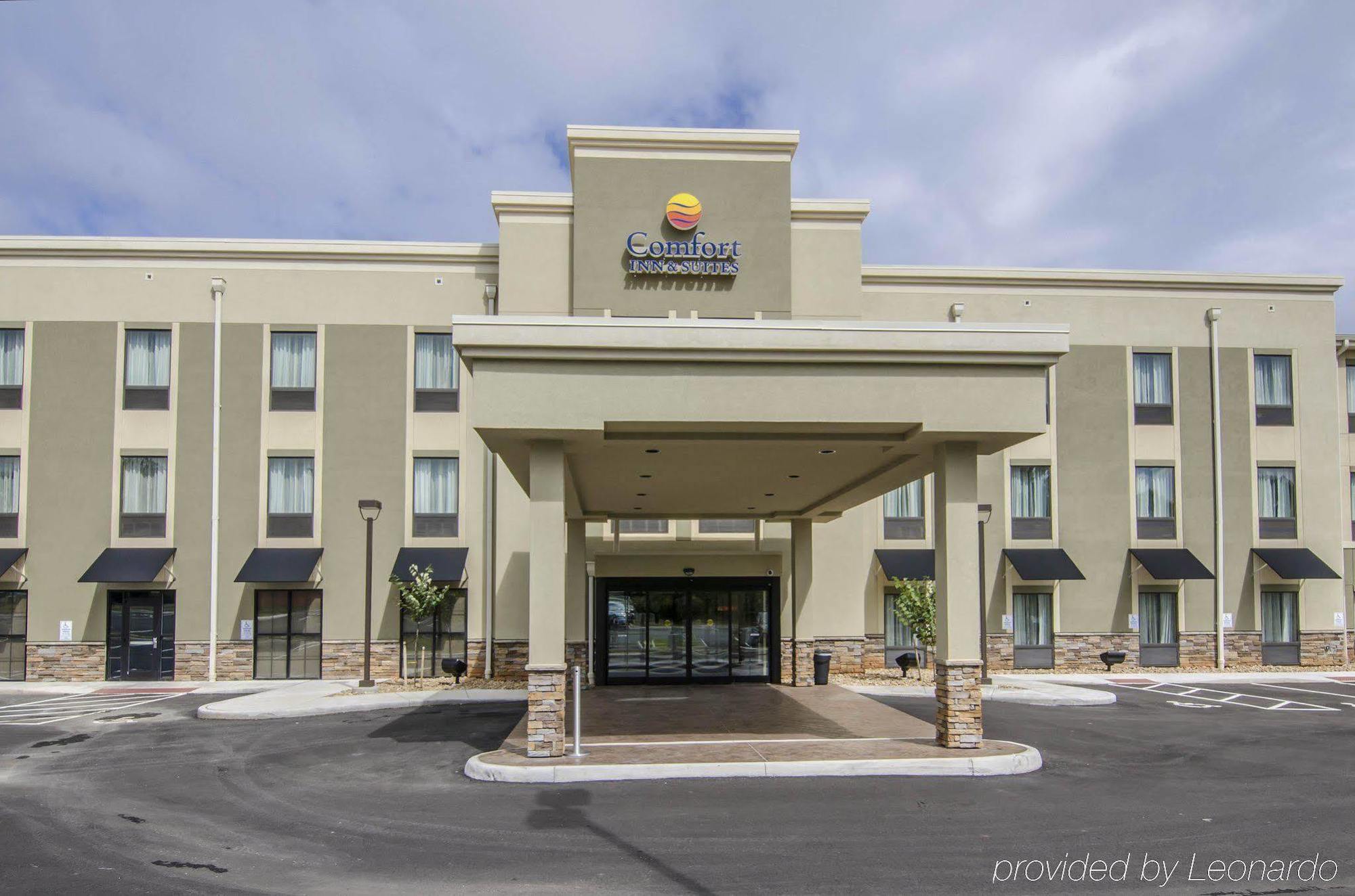 Comfort Inn & Suites Lynchburg Airport - University Area Zewnętrze zdjęcie